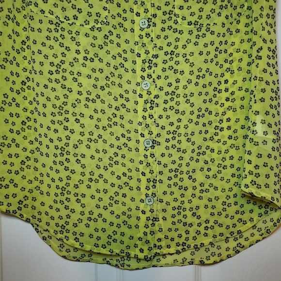 Cabi Viola Blouse #5348 Yellow Black Sheer Sleeveless Button Front Top Sz XSmall - Picture 3 of 8